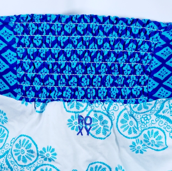 2 Vintage Roxy Tank Tops Blue and White Size Large - Picture 10 of 16